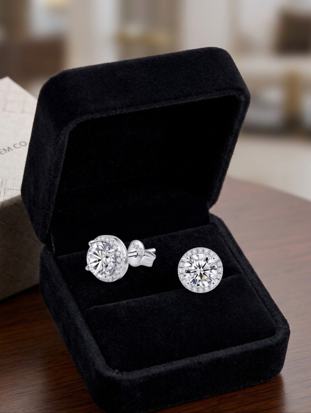 Sparkling Halo Zirconia Earrings